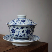 Load image into Gallery viewer, 166ml Flower Pattern Qinghua Jingdezhen Porcelain Gaiwan
