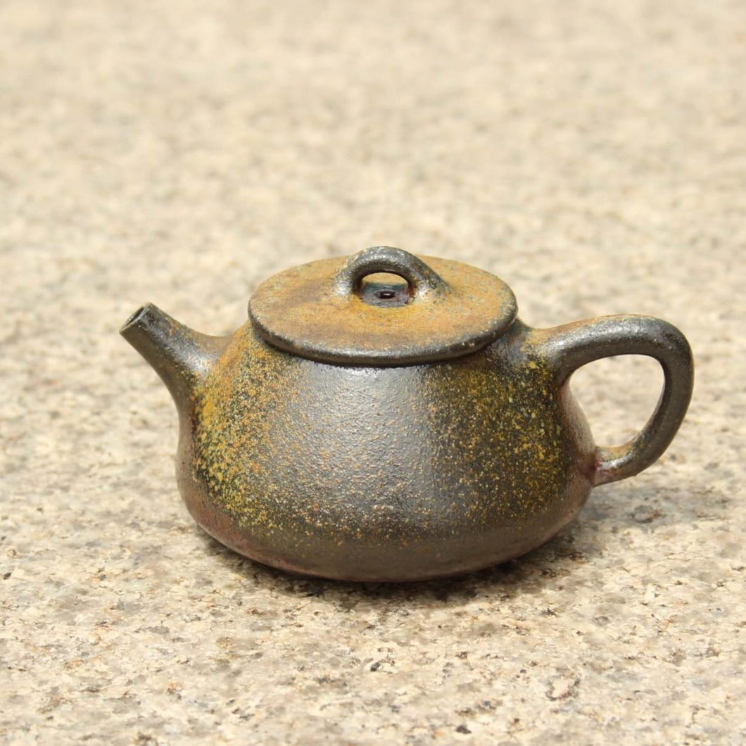 Wood Fired Shipiao Yixing Teapot, Dicaoqing clay, 柴烧底槽青石瓢壶, 110ml