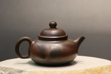 Load image into Gallery viewer, Wood Fired Rongtian Yixing Teapot, Qinghuini clay, 柴烧青灰泥容天壶, 200ml No.2
