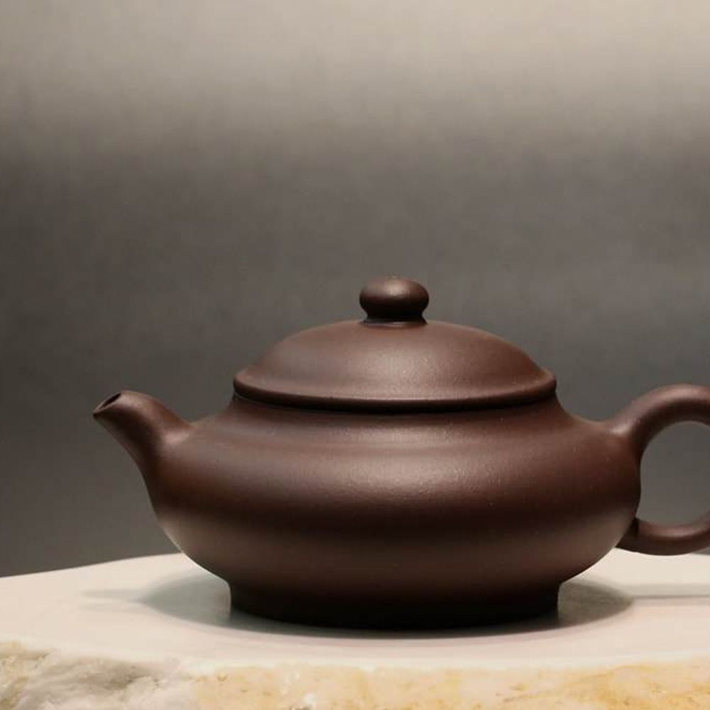 Dicaoqing Aipan Yixing Teapot, 底槽青矮潘壶, 150ml