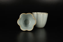 Load image into Gallery viewer, Pair of Matching 65ml Tall Six Lobed Ruyao Sky Blue Teacups, 天青汝窑茶杯
