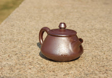 Load image into Gallery viewer, Wood Fired Shipiao Nixing Teapot, 柴烧坭兴石瓢壶, 90ml
