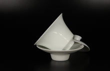 Load image into Gallery viewer, 100ml Little Horseshoe Tianbai Jingdezhen White Porcelain Gaiwan
