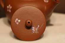 Load image into Gallery viewer, Zhuni Yuzhenzhiwan Yixing Teapot with Diancai Painting of Blossoms, 点彩朱泥玉珍之玩 110ml
