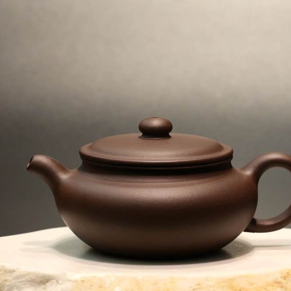 Dicaoqing Bianfu Yixing Teapot, 底槽青扁腹壶, 200ml